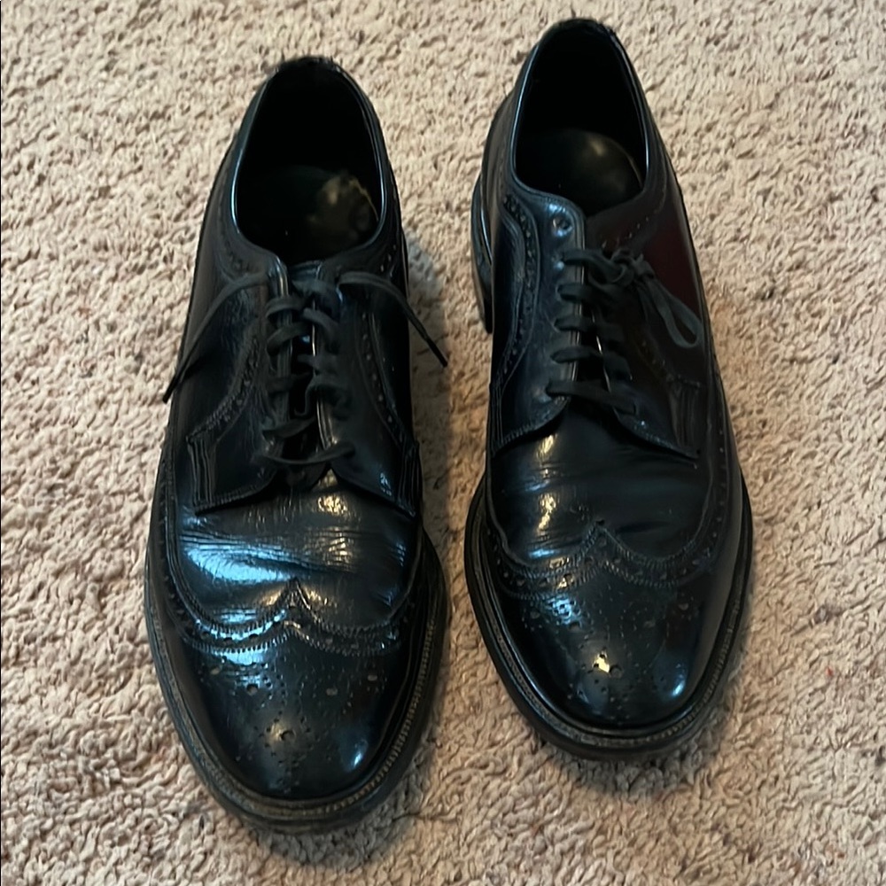 Dr. Scholl's Black Oxford Shoes with Brogue Detailing